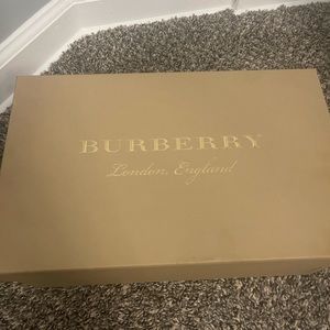 Women’s Burberry sneakers